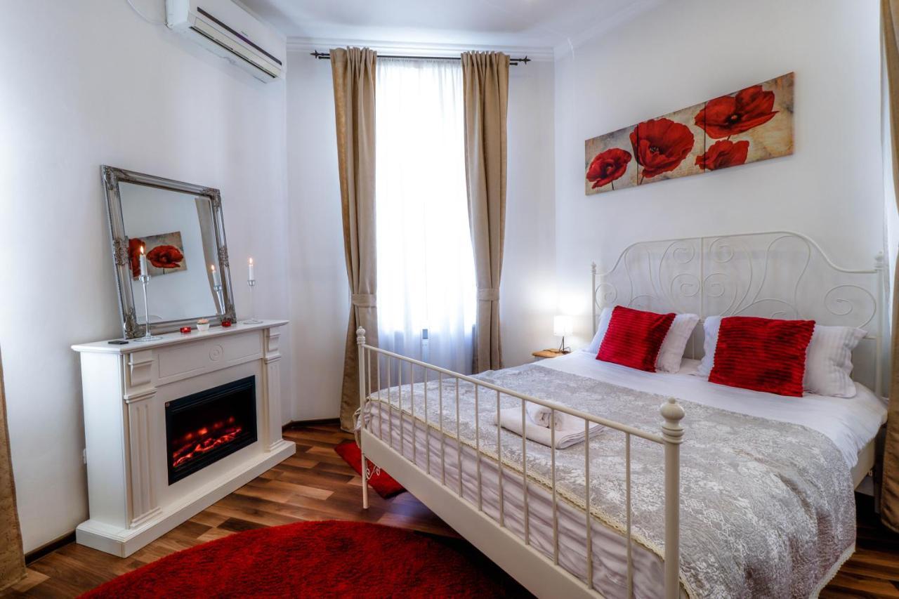 Downtown Central University Apartament - Cal1 Bükreş Dış mekan fotoğraf