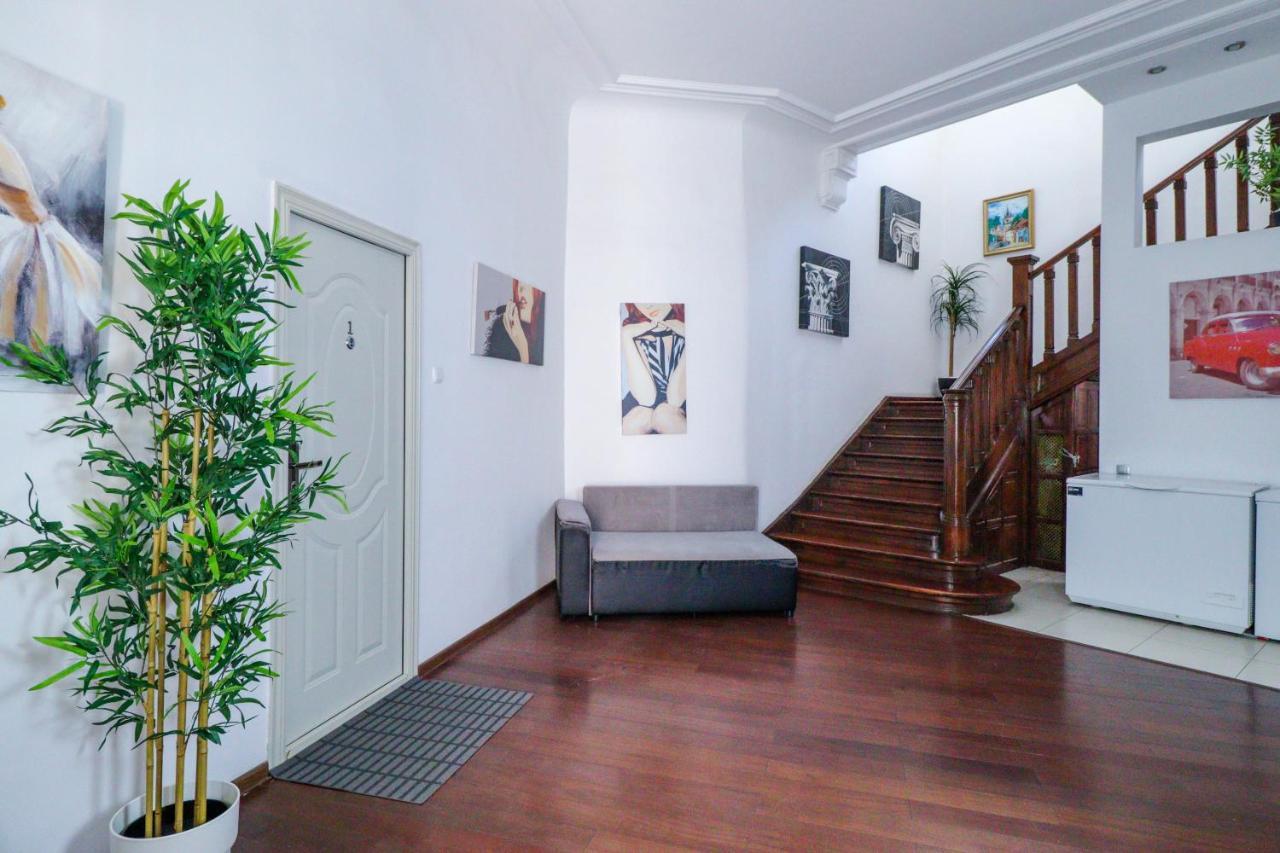 Downtown Central University Apartament - Cal1 Bükreş Dış mekan fotoğraf